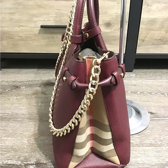Burberry Bags - Picture 5 of 16